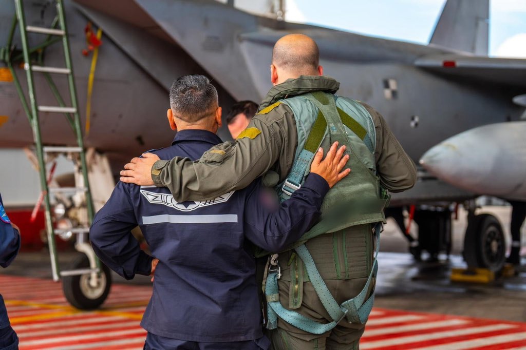 Az első amerikai veszteségek, Irán tévedése és a továbblépés