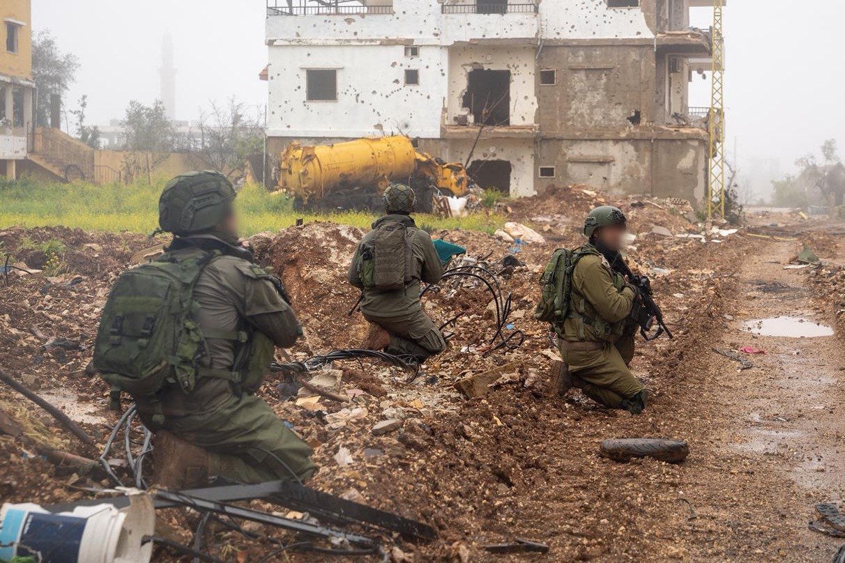 A háború zajlik, a leállítás lehetősége aggodalmat kelt a szövetségeseknél