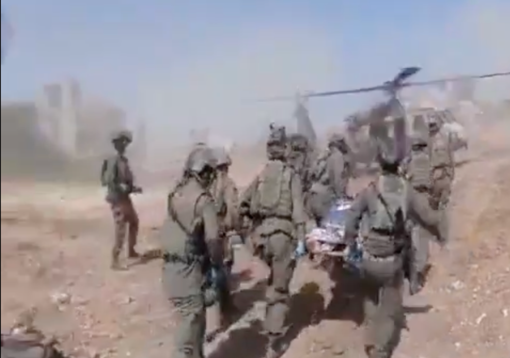 Drámai videó: Hezbollah-drón lelövése a sérültek evakuálása közben