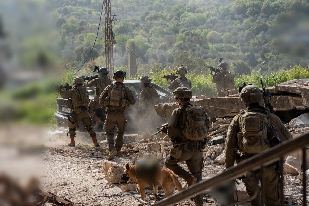 Trump a posztjaival fúrja a tárgyalásokat, Irán készül a harcokra és náci...